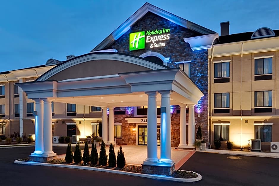 Holiday Inn Express Hotel & Suites Warminster-Horsham By IHG
