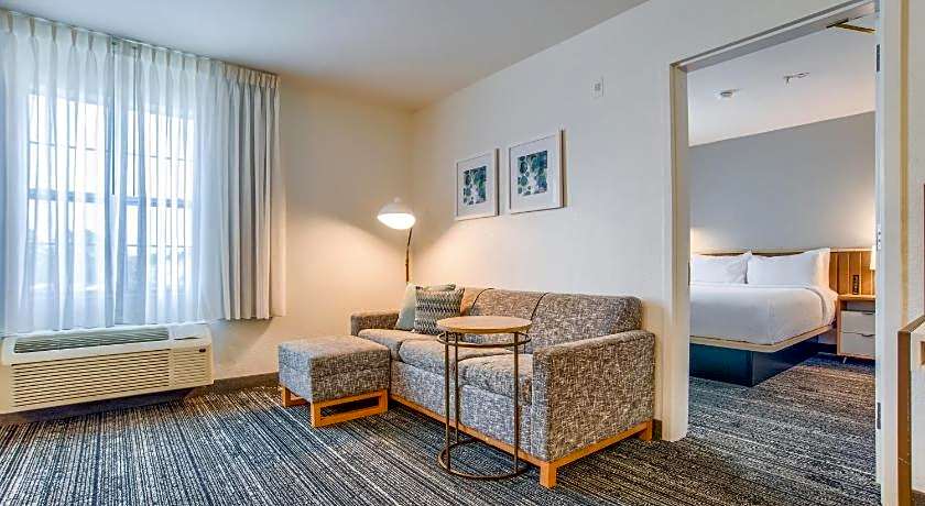 MainStay Suites