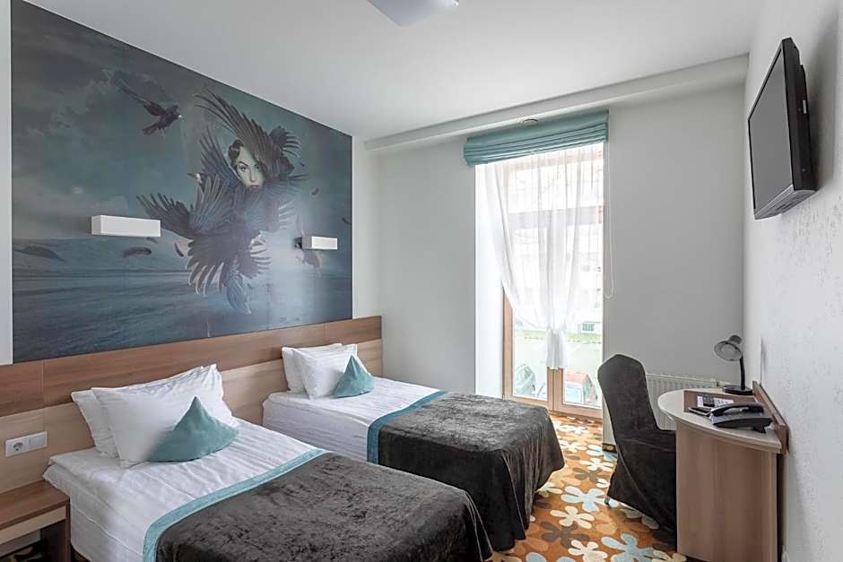 Algiro Hotel