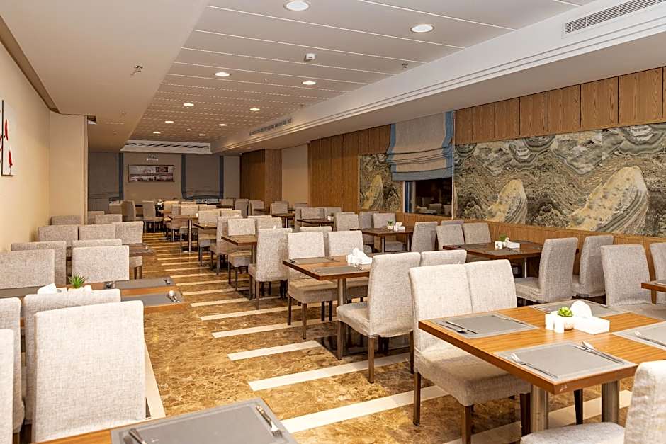 Afraa Hotel
