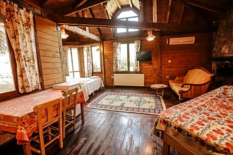 Deluxe Bungalow
