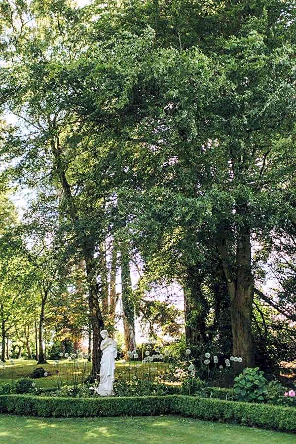 Tinakilly Country House Hotel