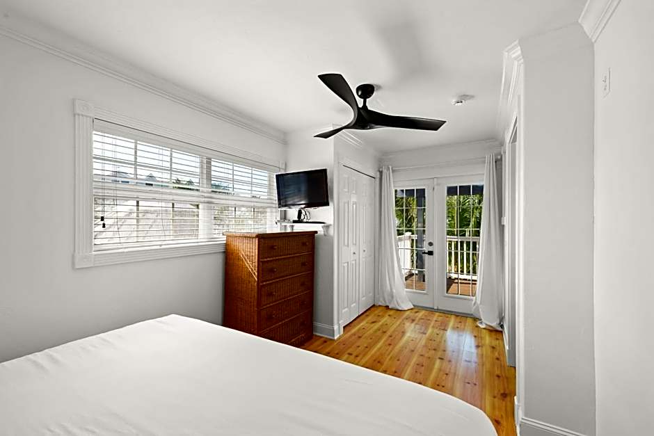 Tropic Isle At Anna Maria Island Inn