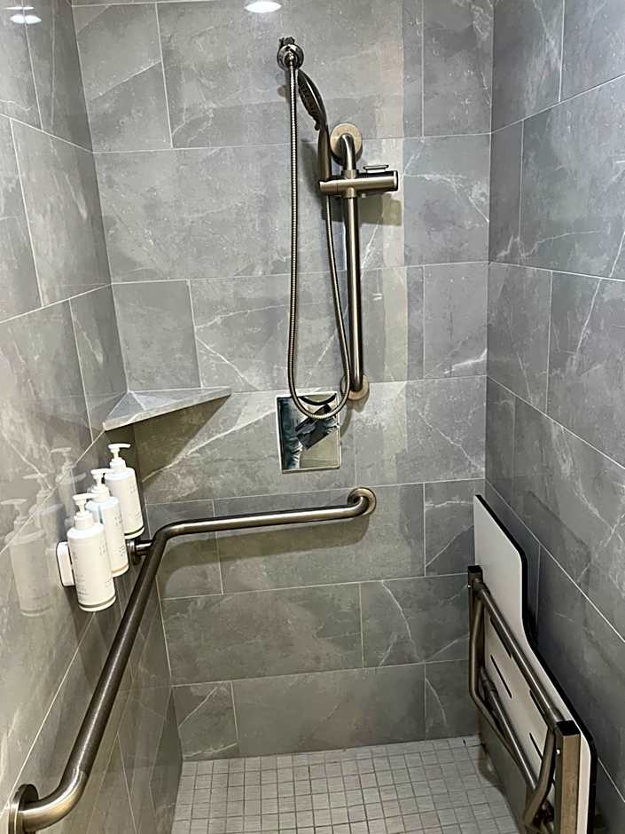 Country Inn & Suites by Radisson, Vallejo Napa Valley, CA