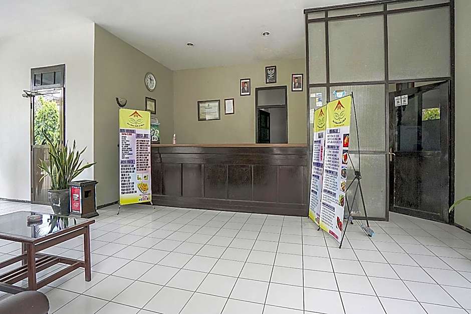 OYO Life 90589 Palem Garden Hotel