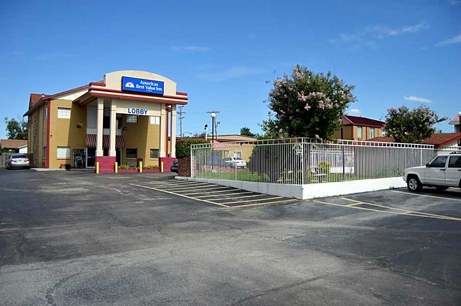 Americas Best Value Inn Tulsa at I-44