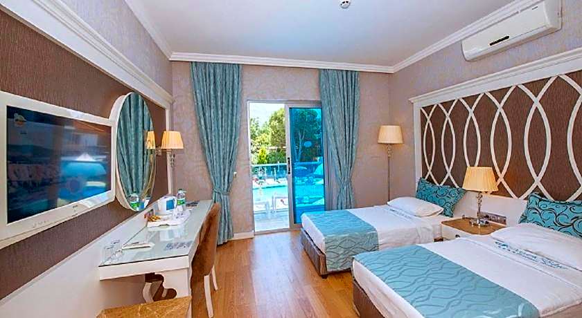 Ocean Blue High Class Hotel