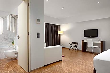 Superior Double or Twin Room with Sea View