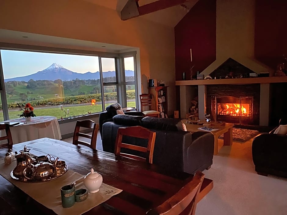 Taranaki Country Lodge