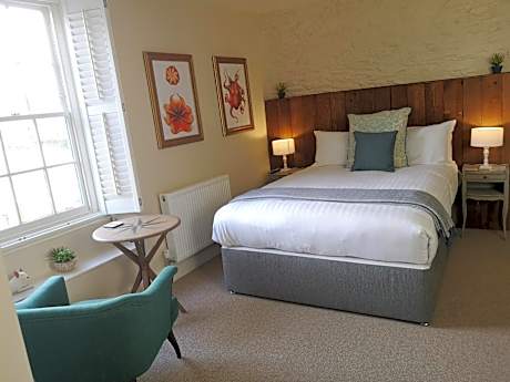 Deluxe Double Room with Bath