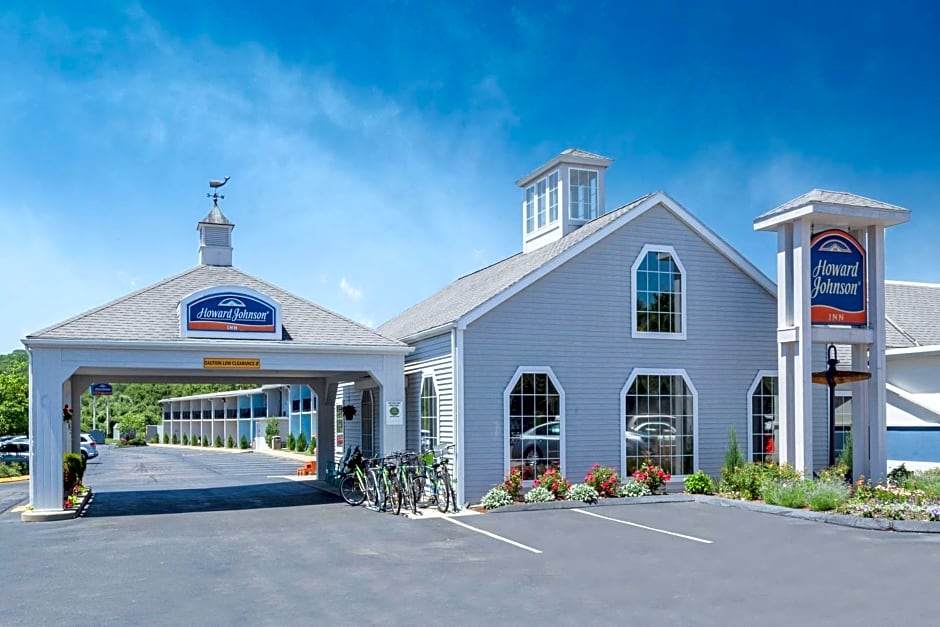 Howard Johnson by Wyndham Mystic