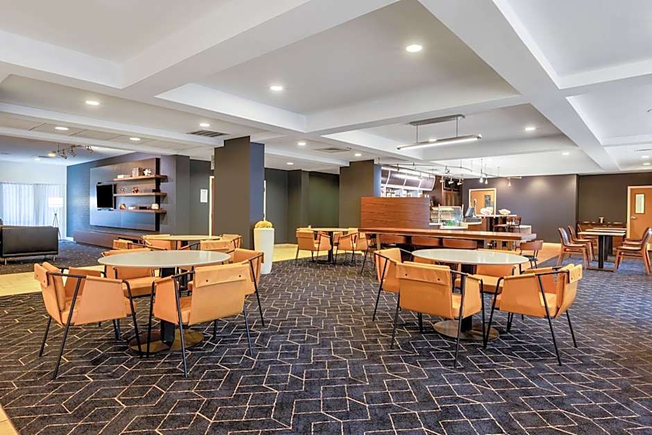 Courtyard by Marriott Columbus Airport