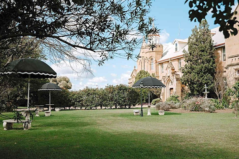 Abbey Boutique Hotel