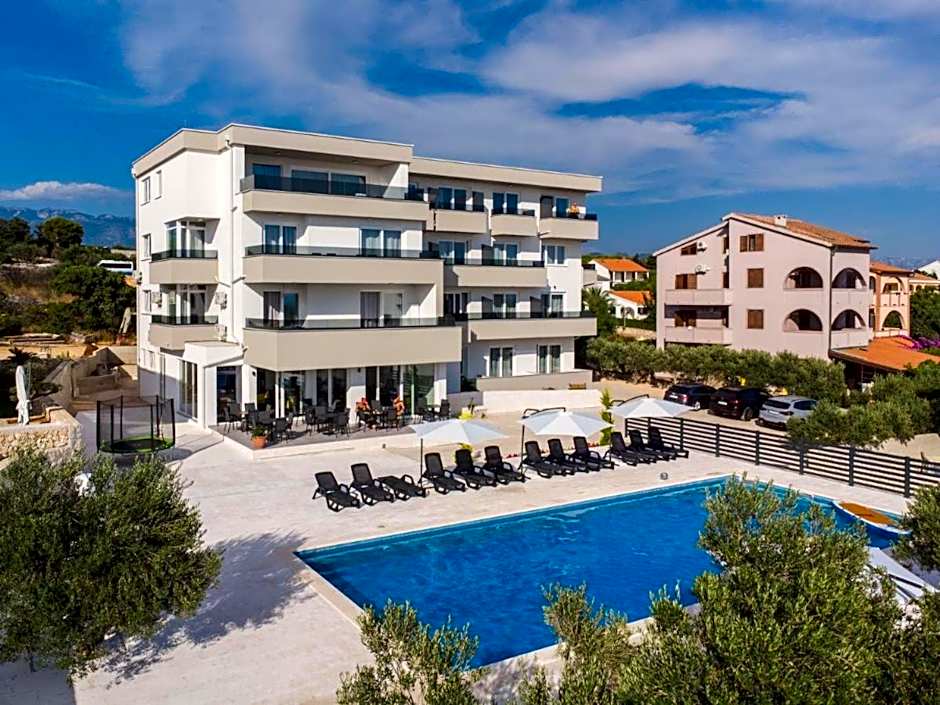 Boutique Hotel IVY'Z