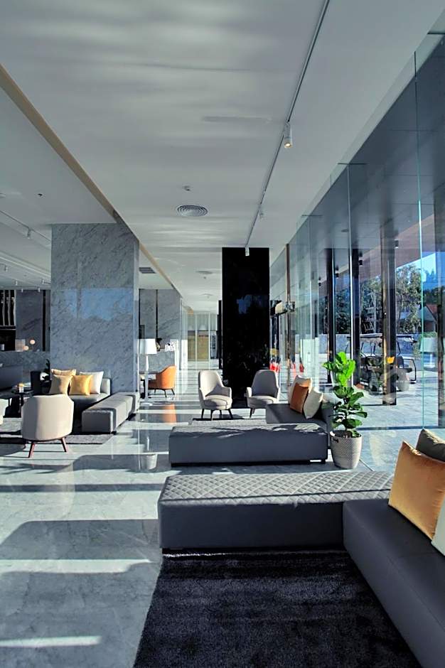 Balcony Seaside Sriracha Hotel & Serviced Apartments