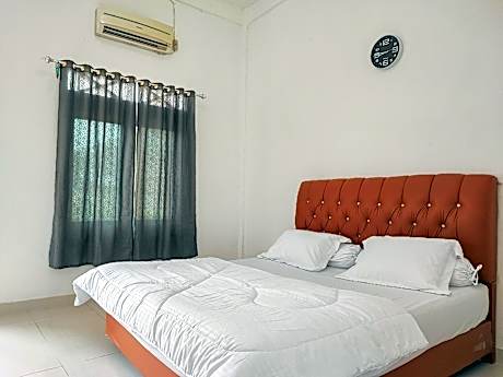 Adela Homestay Syariah Near Universitas Muhammadiyah Jambi Mitra RedDoorz