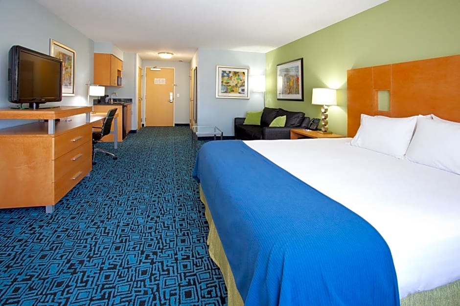 Holiday Inn Express Hotel & Suites Rock Springs Green River