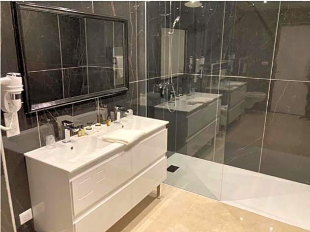 Logis Hôtel & Restaurant - Le Mouton Blanc