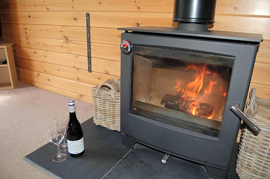 Luxury woodland Alder Lodge