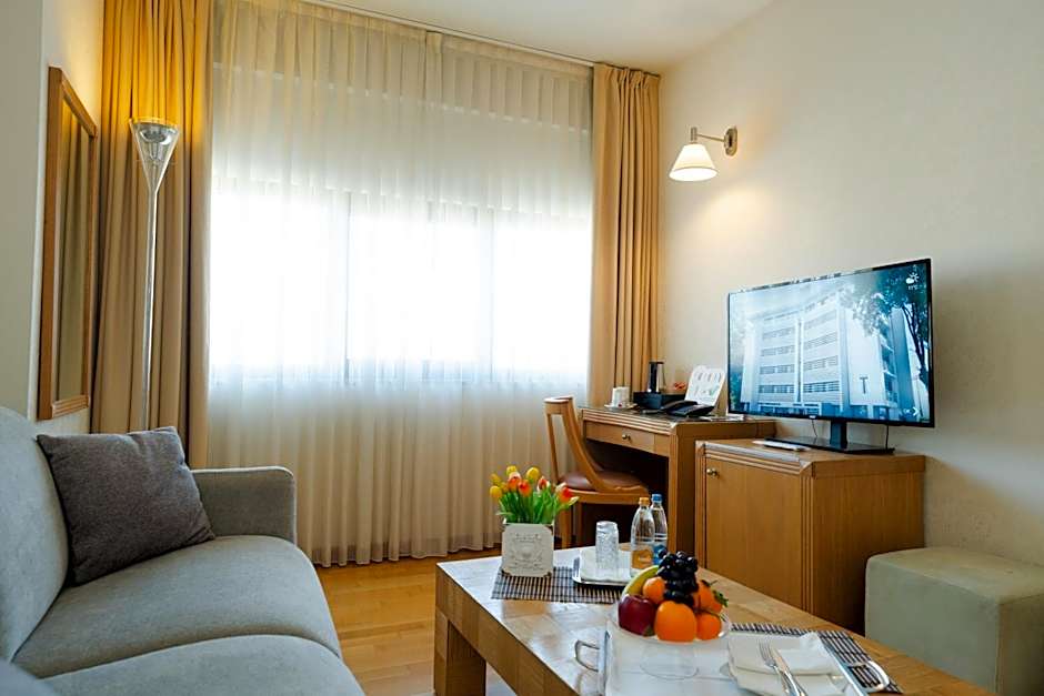 Hotel Touring