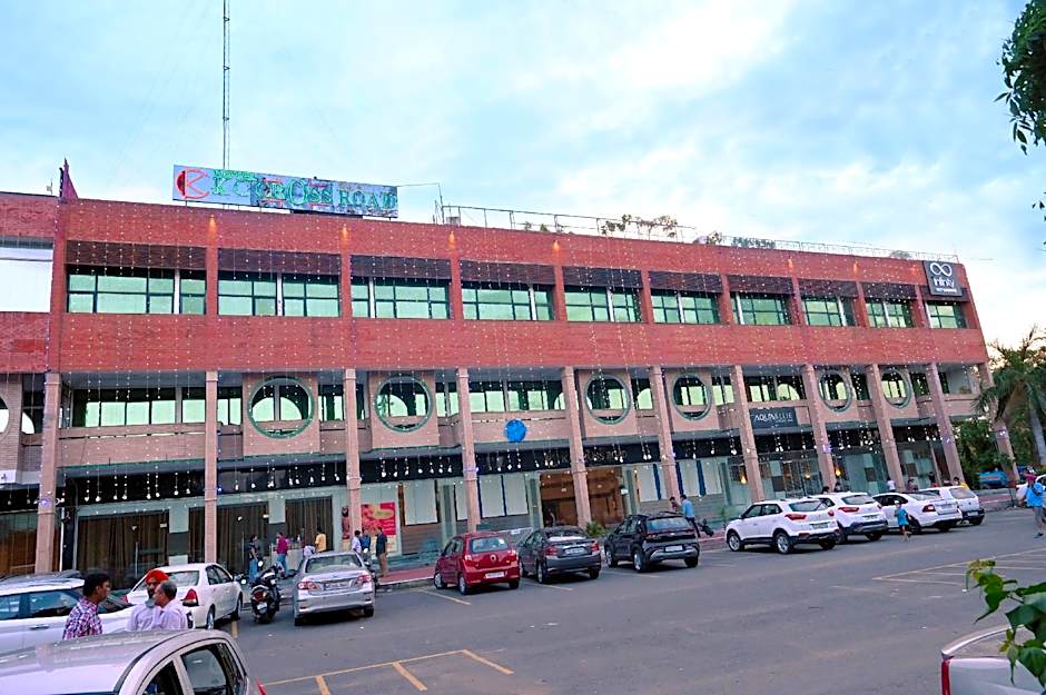 Hotel K.C. Cross Road