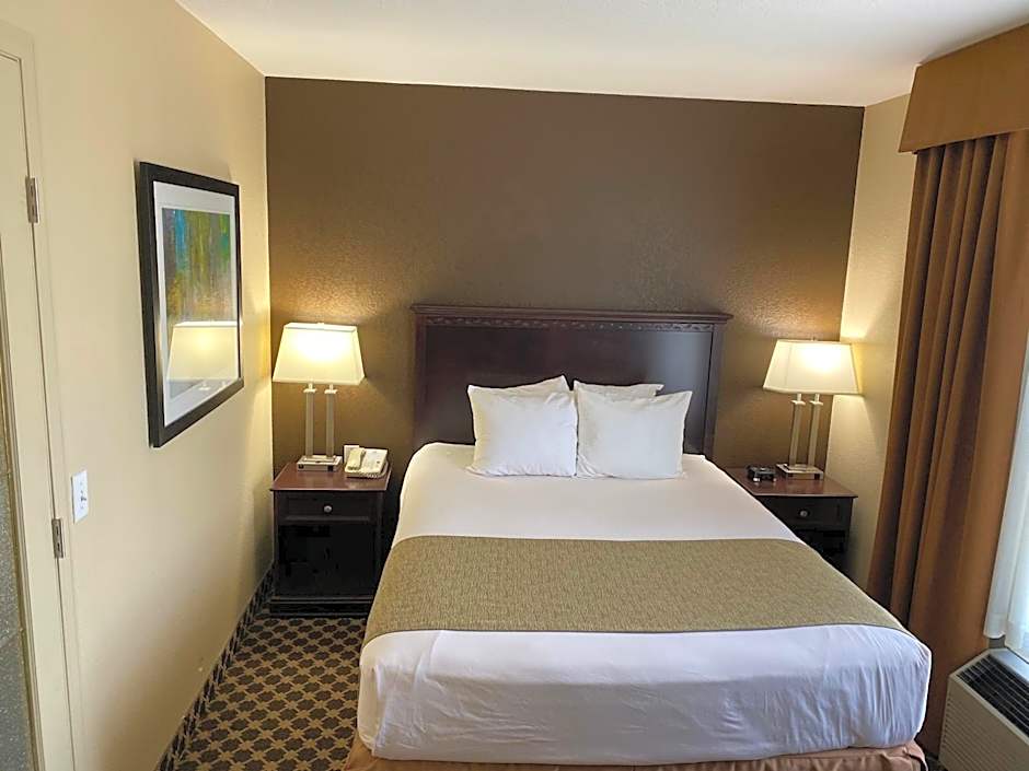 Best Western Strathmore Inn