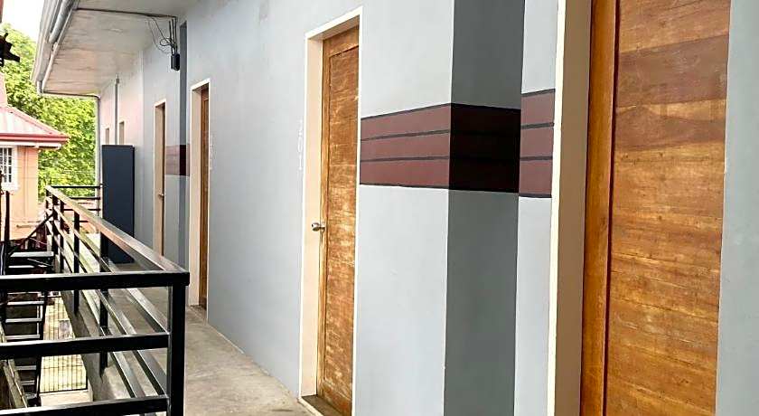 Pocket Hotel Bunks and Breakfast