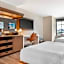 Cambria Hotel Denver Downtown RiNo
