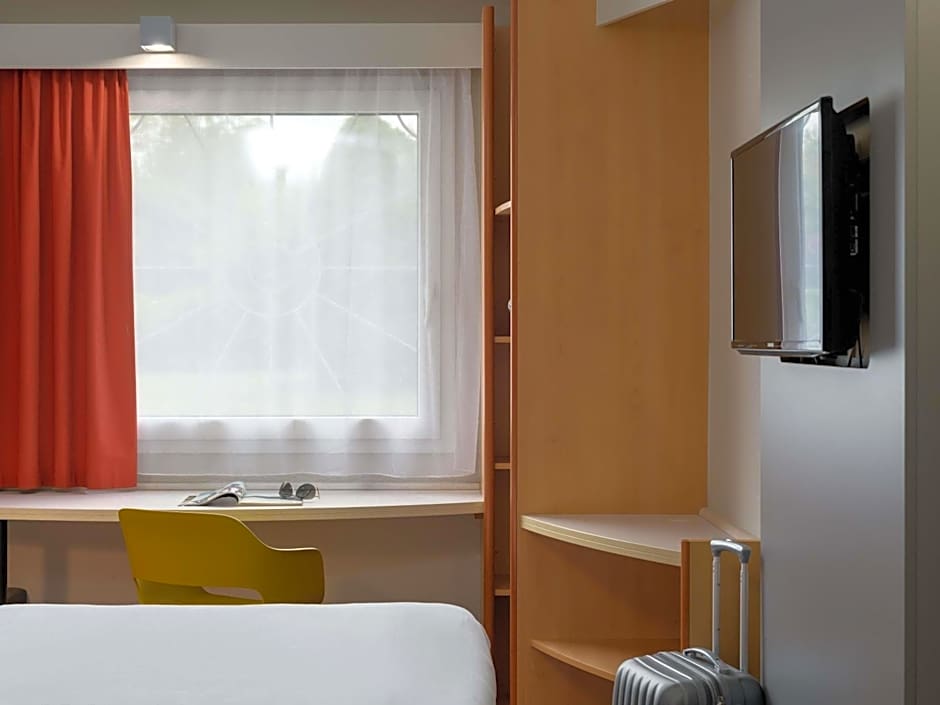 ibis Hotel Köln Airport