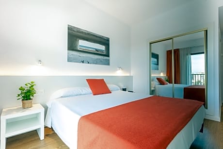 DOUBLE ROOM 2 ADULTS POOL VIEWS