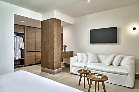 Comfort Suite, Private Pool (1 Queen Bed)