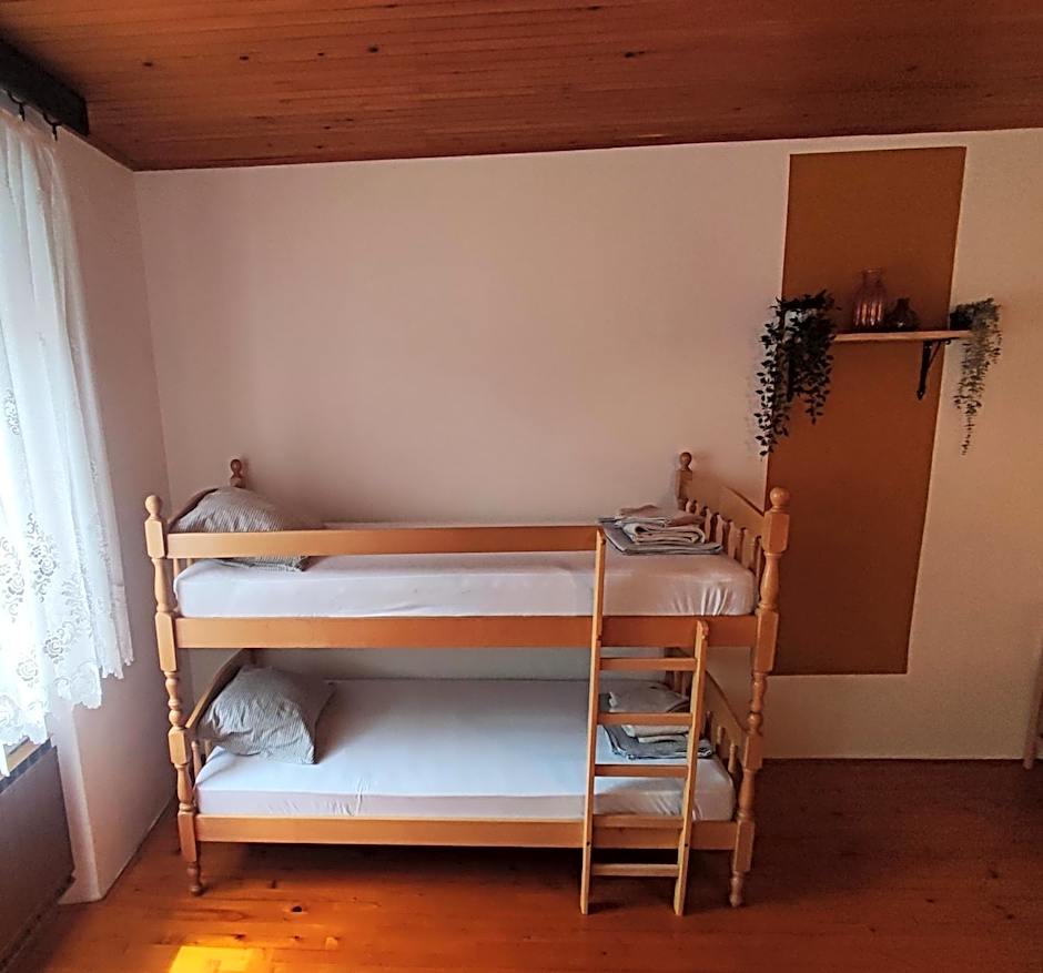 Family Hostel Pivka