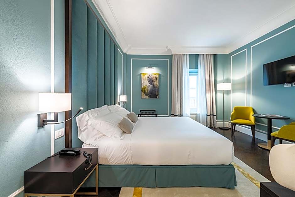 Glimpse Hotel
