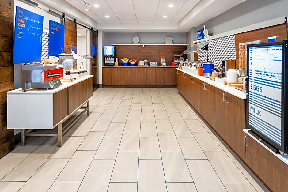 Holiday Inn Express Hotel & Suites Jackson - Flowood By IHG