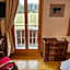 Miramont Horse Trekking Hostel