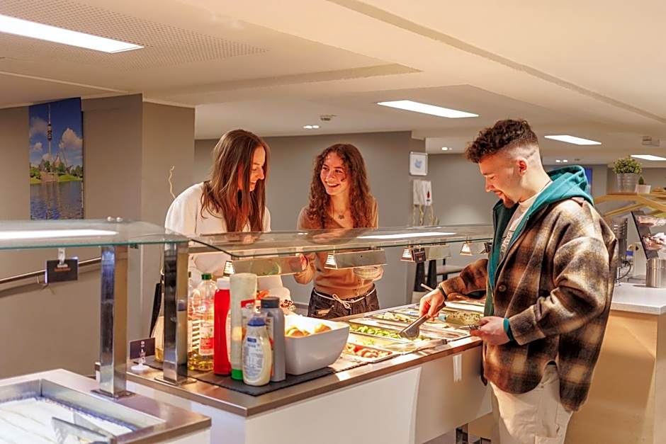 a&o Munchen Hackerbrucke