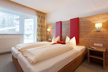 Two-Bedroom Suite with Balcony and Forest View