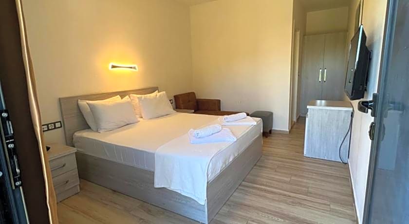 Life Point Hotel