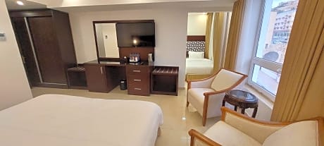 Family Room Non-Smoking