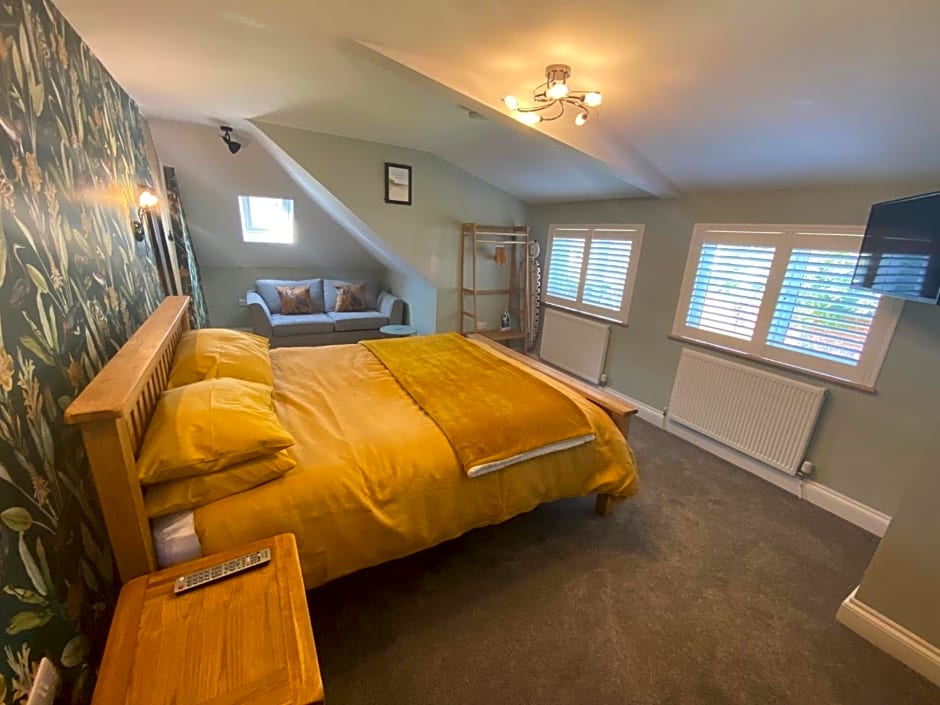 East Llanteg Guest House