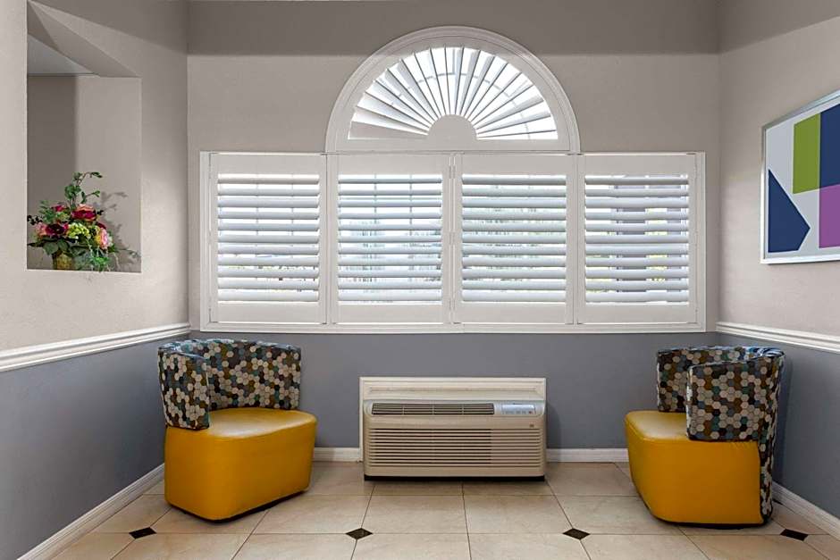 Microtel Inn & Suites by Wyndham Panama City