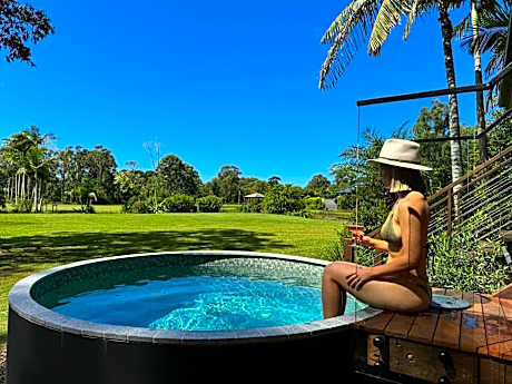 Lake Weyba Cottages Noosa