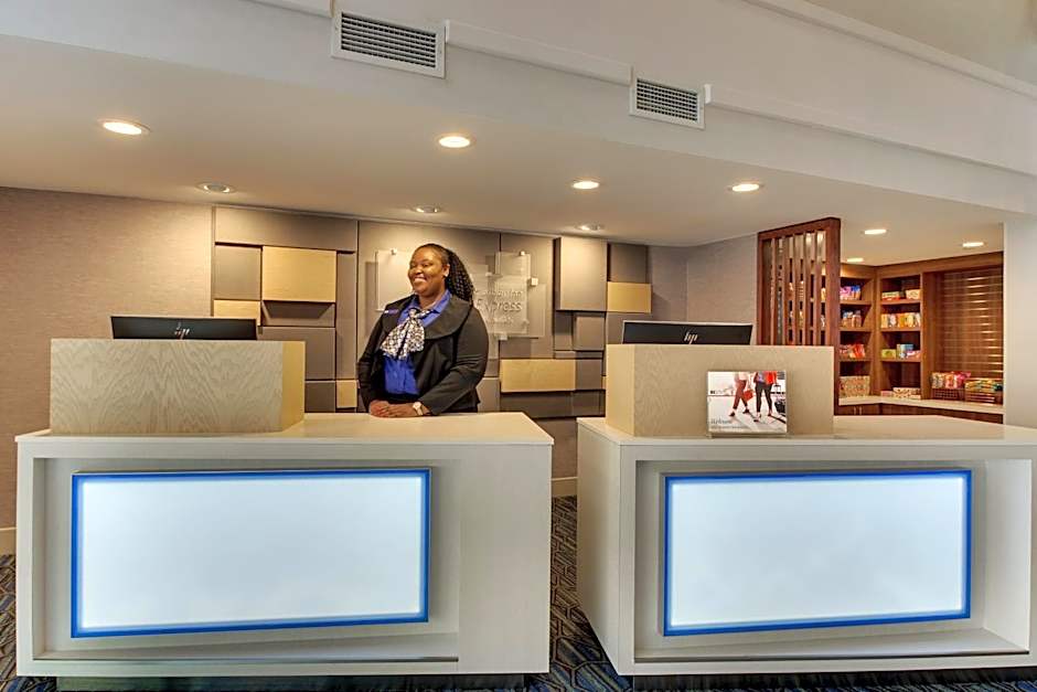 Holiday Inn Express Hotel & Suites - Atlanta/Emory University Area By IHG
