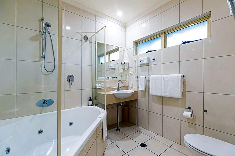 Red Bridge Motor Inn