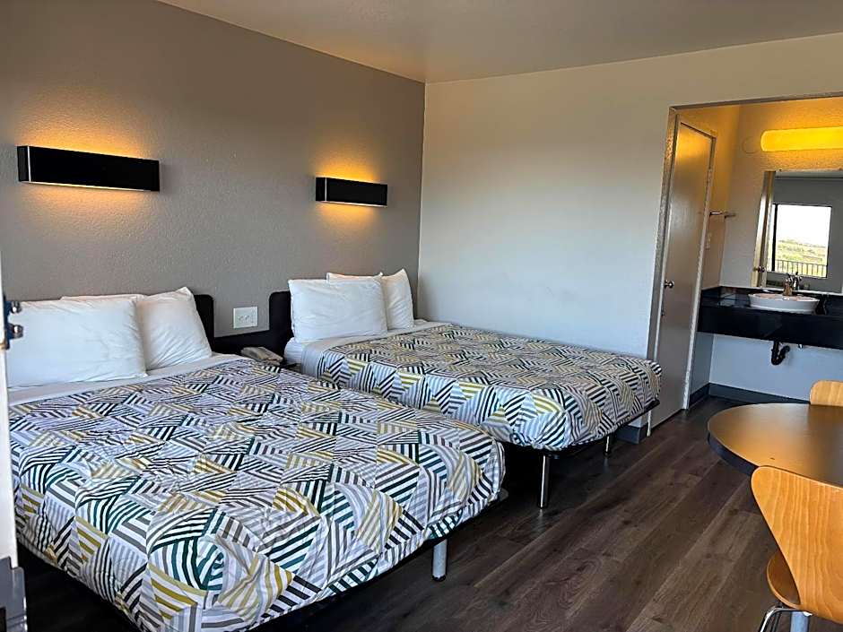 Motel 6-Watsonville, CA - Monterey Area