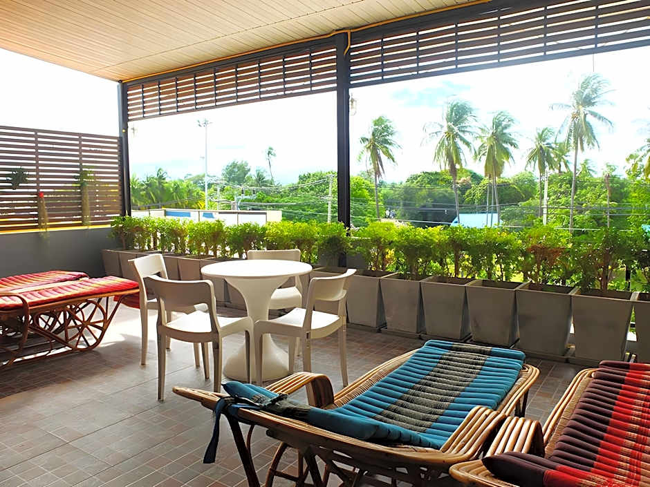 Baan Term Fun Saen Suk