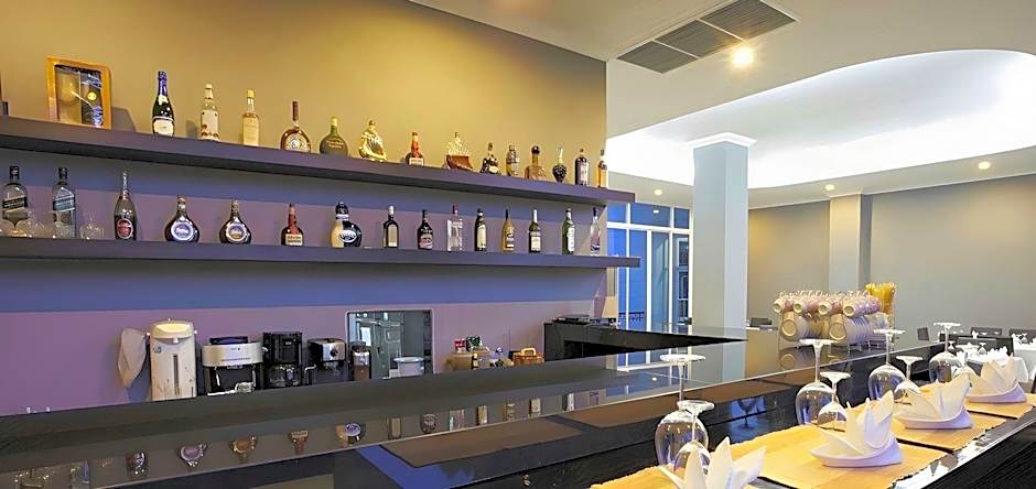La Vie En Rose Hotel