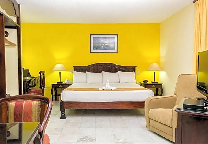 Hotel Madan Cárdenas
