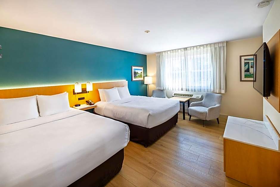 Quality Inn & Suites Garden Of The Gulf