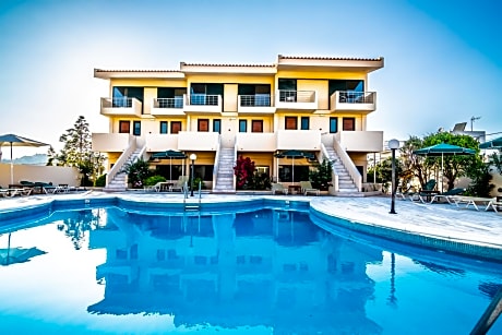 Orestis Hotel Sea View Apartments